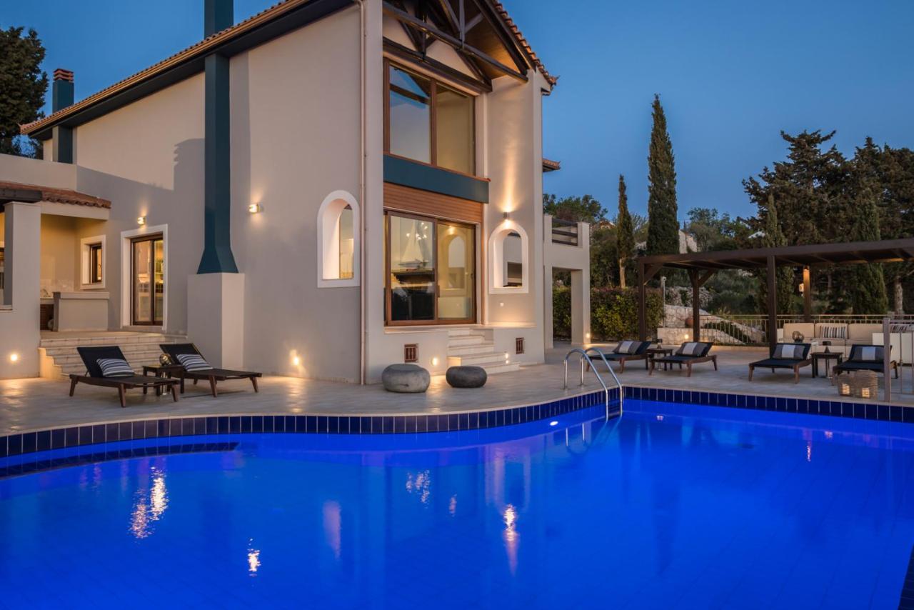 Hidden Luxury Gem Of Kefalonia ~ Villa Karmaniolos Fiskardo Exteriör bild