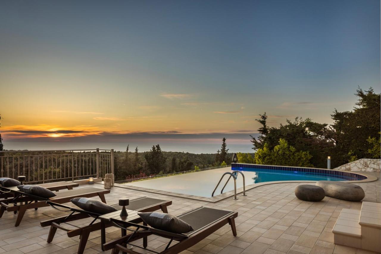 Hidden Luxury Gem Of Kefalonia ~ Villa Karmaniolos Fiskardo Exteriör bild
