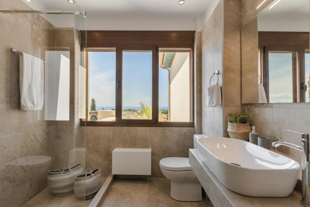 Hidden Luxury Gem Of Kefalonia ~ Villa Karmaniolos Fiskardo Exteriör bild